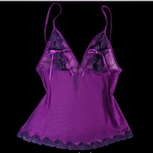 Victoria’s Secret lace cami - Picture 4 of 11